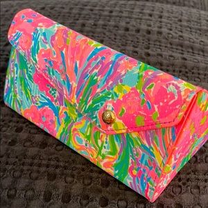 Lily Pulitzer Collapsable Case